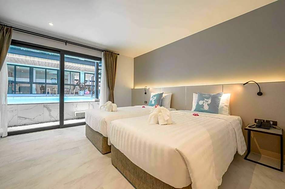 Tour De Phuket Hotel - SHA Plus