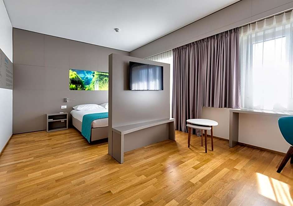 Aquatis Hotel