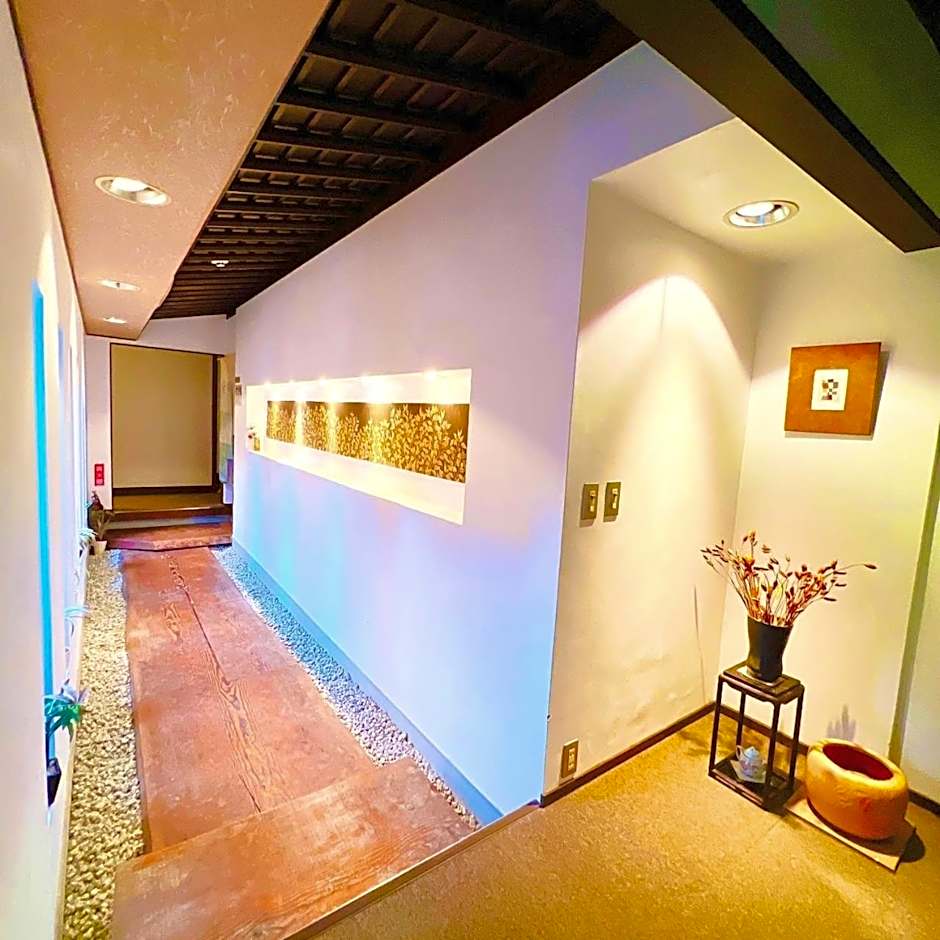 Japanese style hotel and dining Morigen