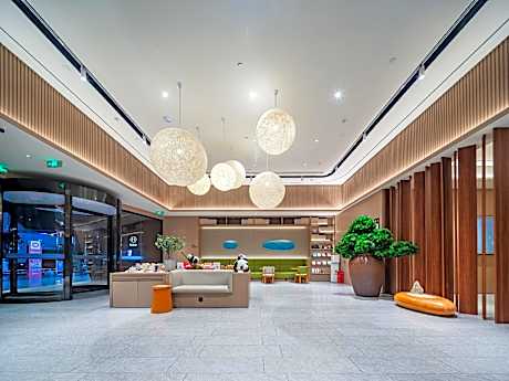 Ji Hotel Zigong Huashang International City
