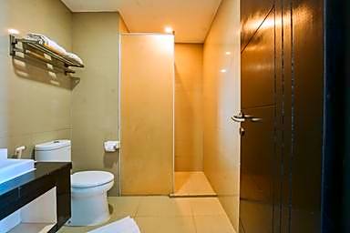 @Hom Premiere Abepura