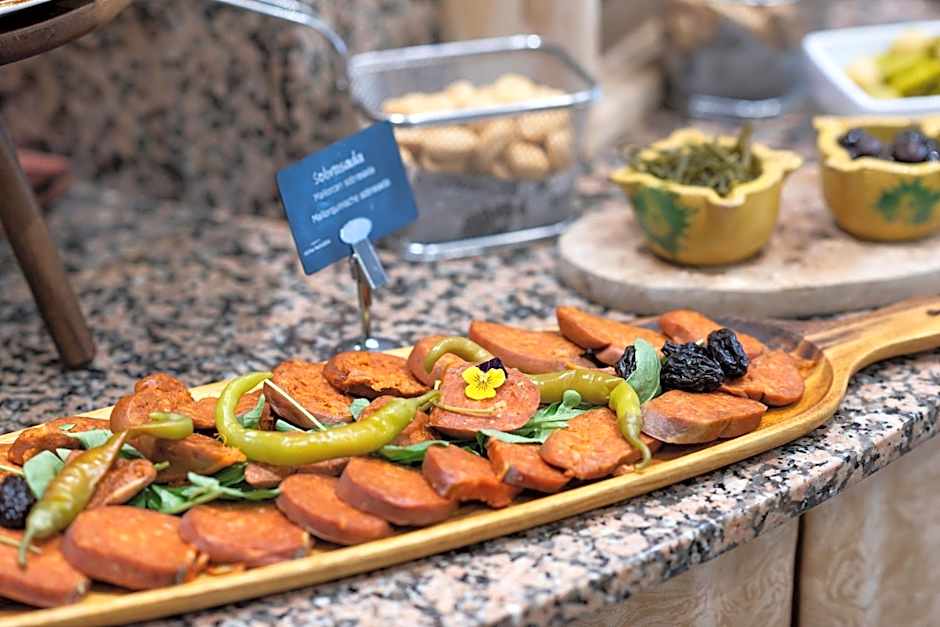 Valentin Reina Paguera - Adults Only