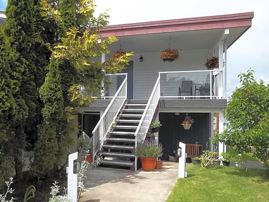 Bayshore Waterfront Inn