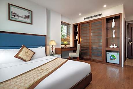 Executive Double or Twin Room with Park View