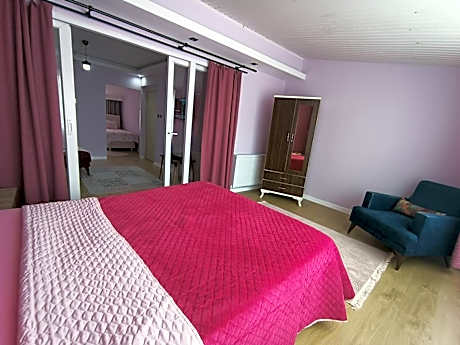 Two-Bedroom Deluxe Apartment