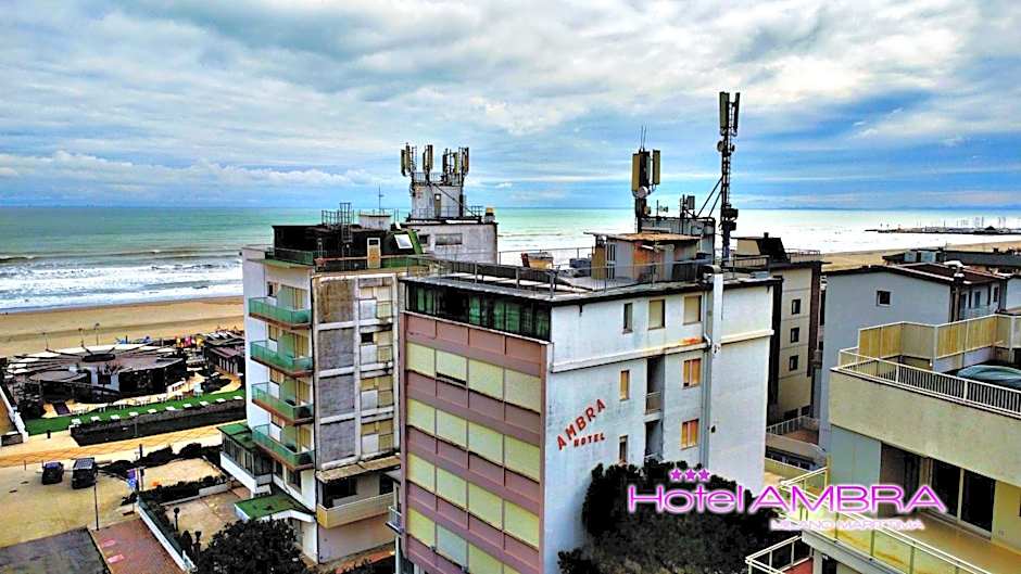 HOTEL AMBRA - Fronte Mare - Vicinissimi al Centro