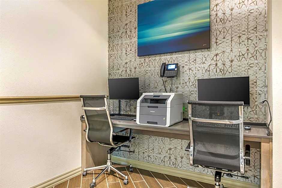 Best Western Plus Parkside Inn & Suites