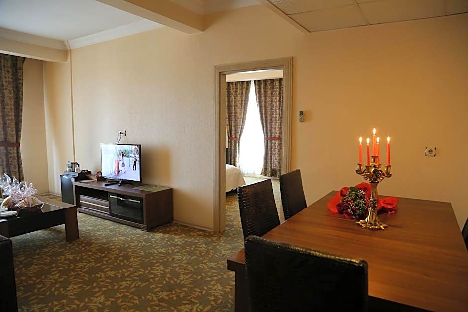 My House Otel