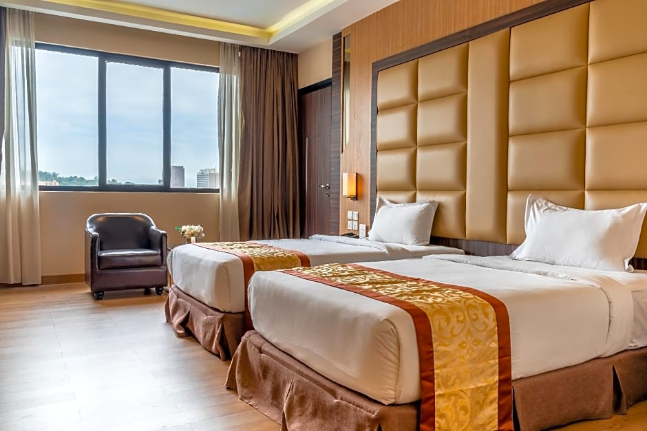 M-One Hotel Harbour Bay