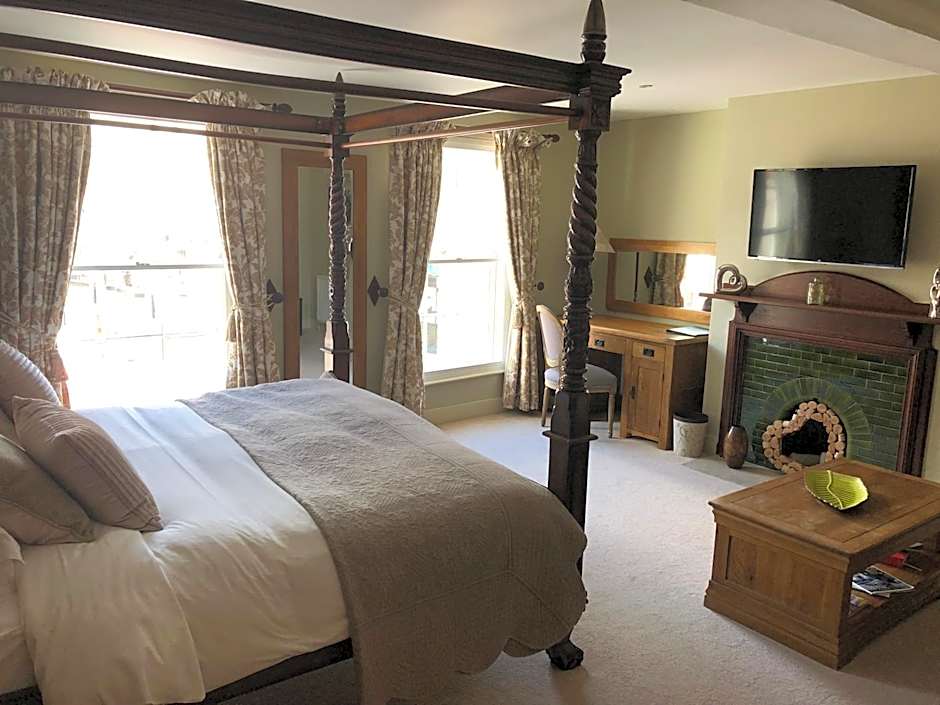The Peppermill Town house Hotel & Restaurant
