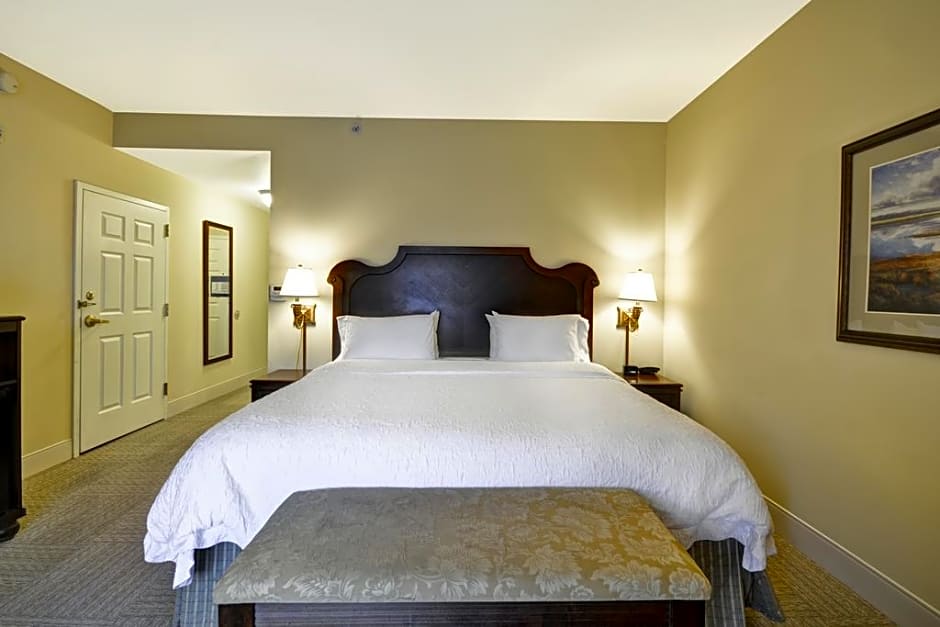Hampton Inn & Suites Savannah