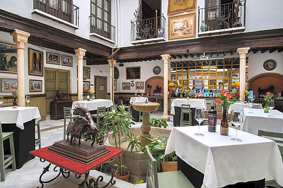 Casa Palacio Pilar del Toro