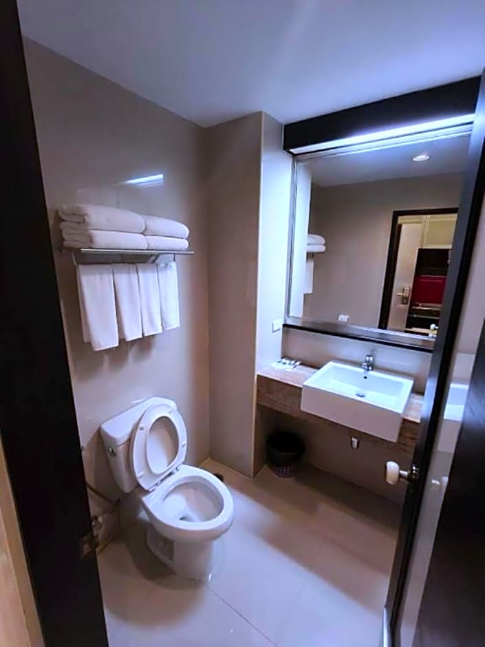 The Sunreno Hotel Bangkok