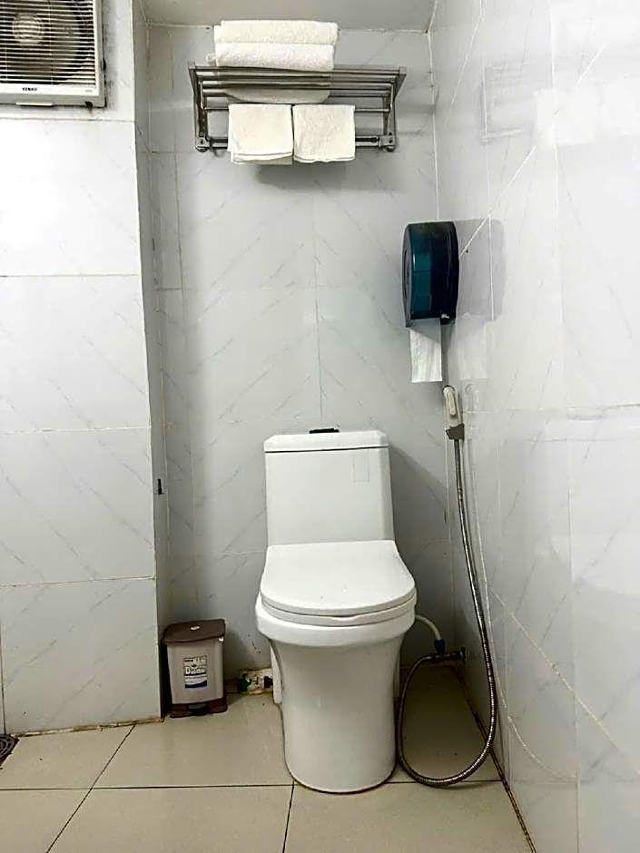 Khách sạn Thái Sơn