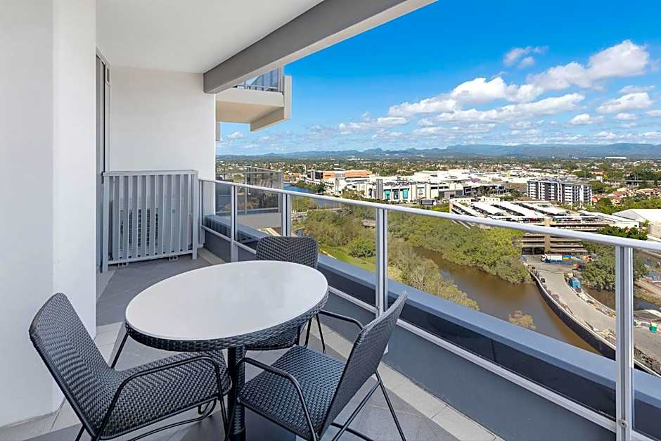 Meriton Suites Broadbeach