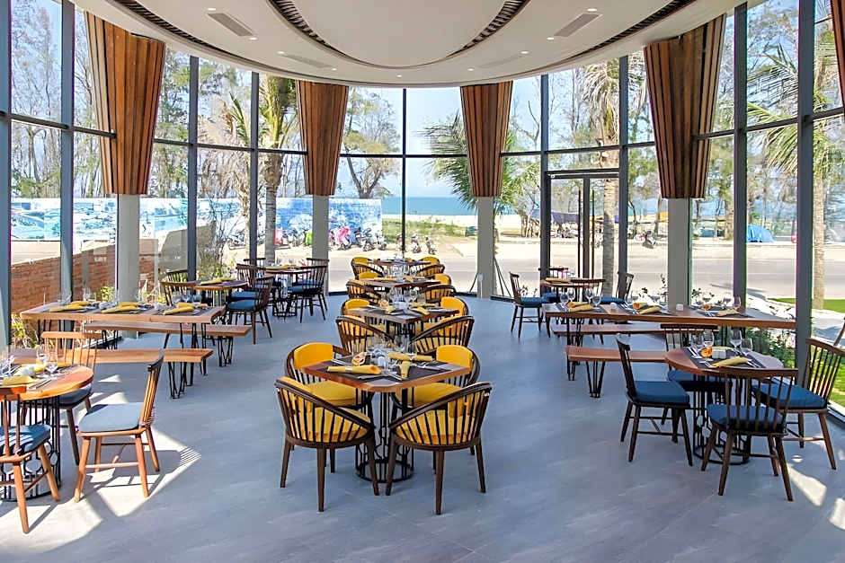Sala Tuy Hoa Beach Hotel