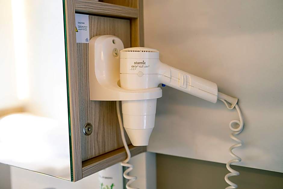 MY CLOUD Transit Hotel - Guests with international flight only!