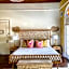 Marreros Guest Mansion - Adult Only