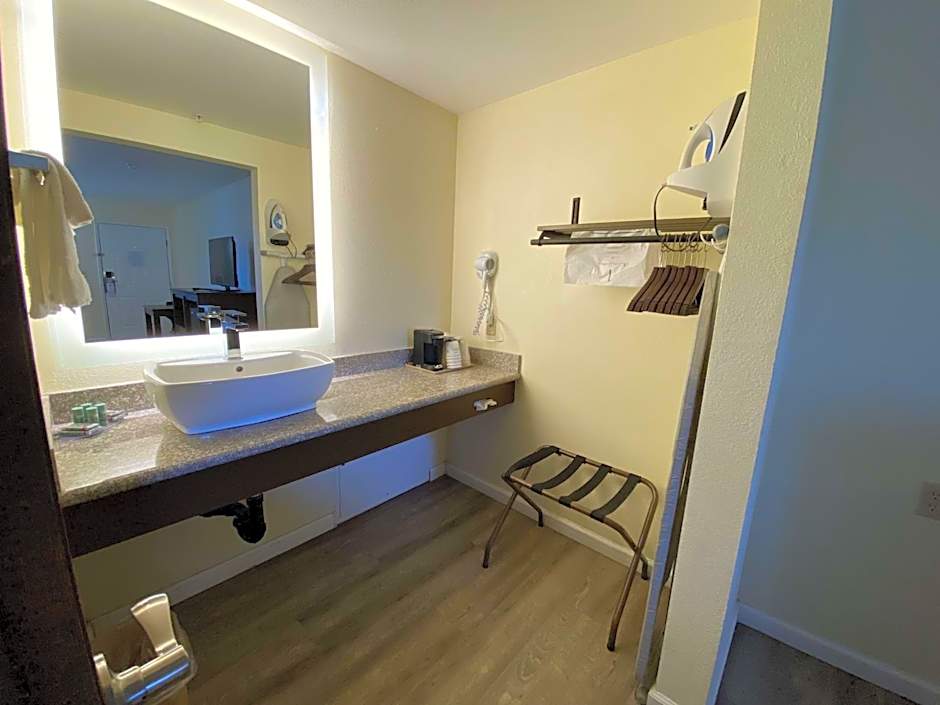 SureStay Hotel by Best Western Williams