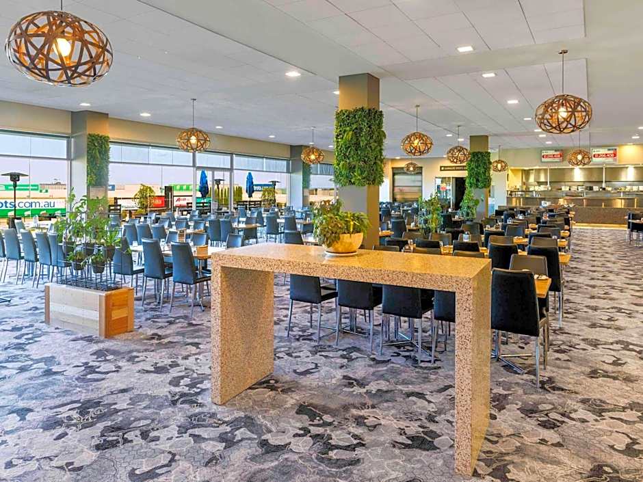 Mantra Melbourne Melton