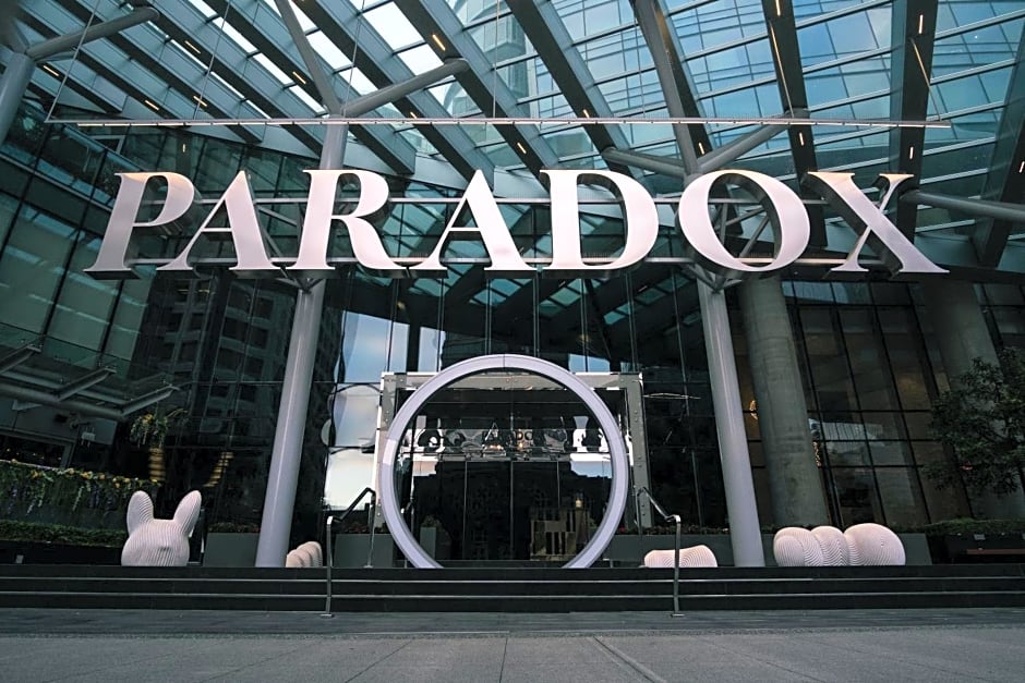 Paradox Hotel Vancouver 