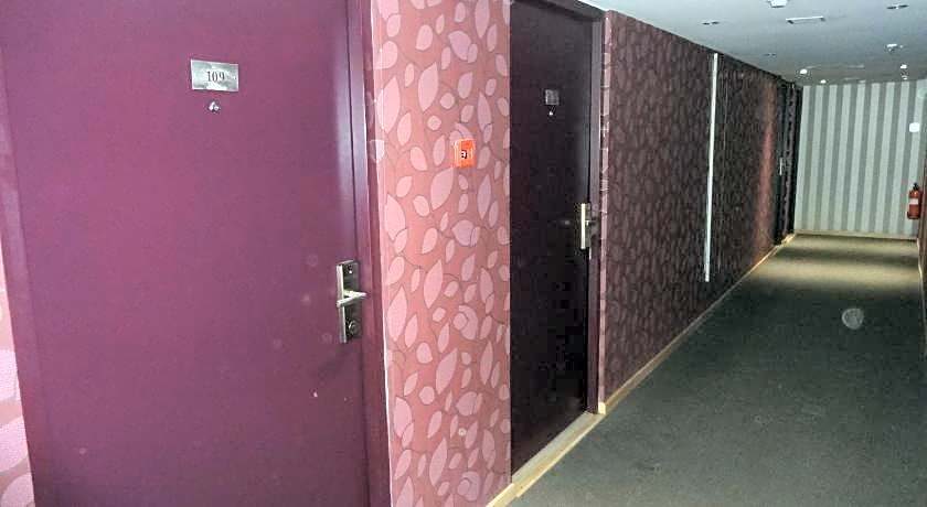 The Purple Leaf Hotels