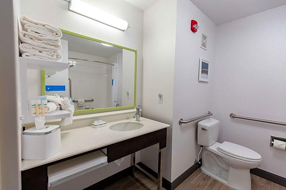 Hampton Inn By Hilton Bismarck