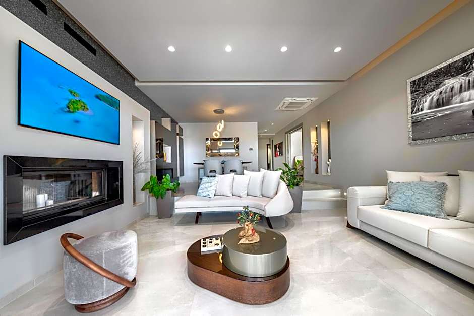 Iakovakis Suites & Spa