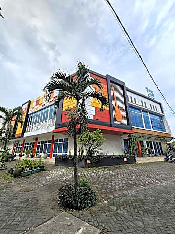 Front One Inn Muntilan