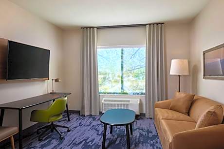Executive King Room with Sofa Bed