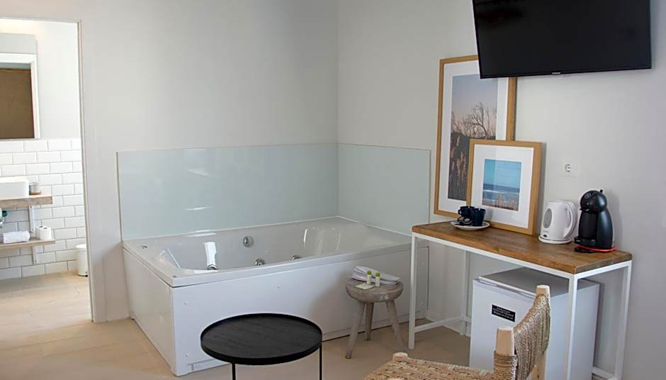 You & Co. Saler Beach boutique