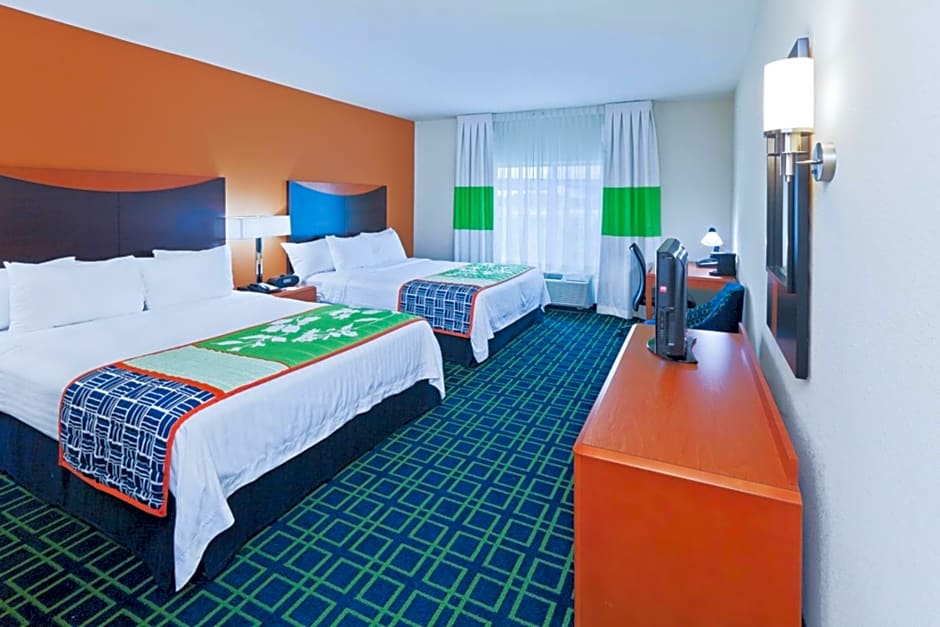 Fairfield Inn and Suites by Marriott Tulsa Southeast/Crossroads Village
