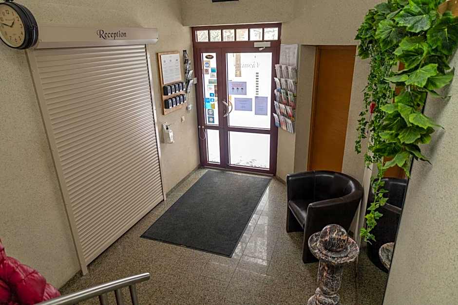 Hotel Pils with Self-Check in