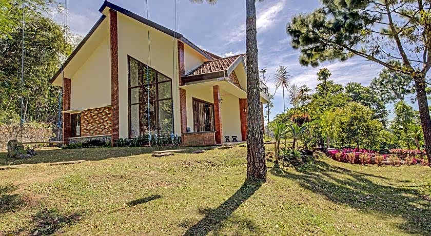 Hotel O Villa Inn App Trawas Bintaro Syariah