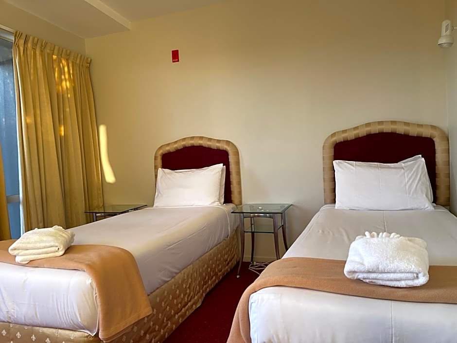 Chantillys Motor Lodge