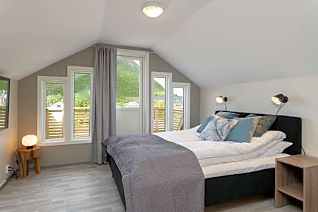 Double Room with Balcony and Sea View