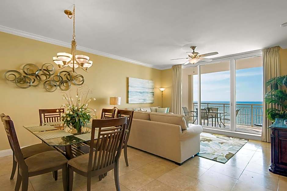 PRIVATE BEACH FRONT LUXURY CONDO, AMAZING VIEWS, INDiGO E, 5-STAR, - 2 BALCONES , "CHOICE AWARD"!