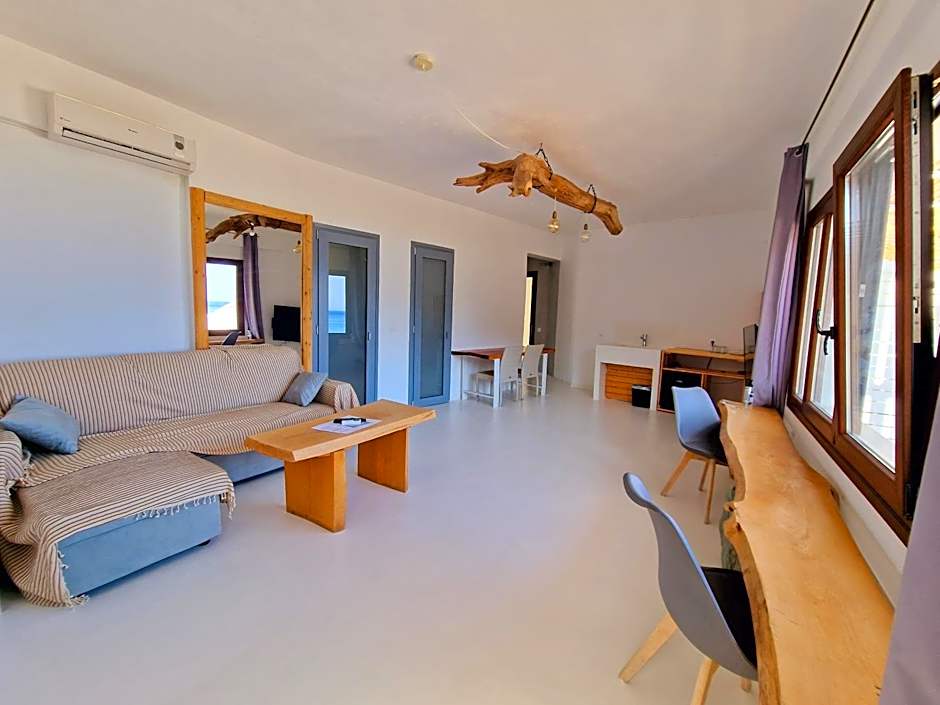 Spathi Beach Suites Kea