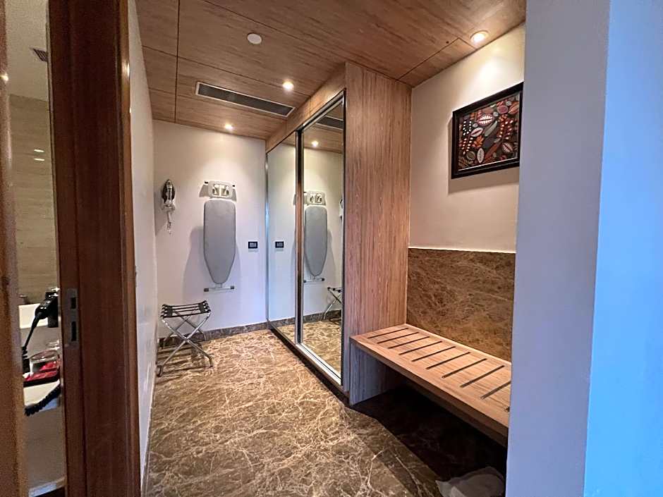 Ramada by Wyndham Aligarh GT Road