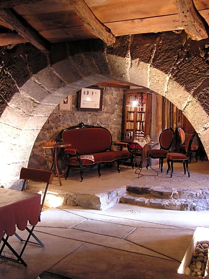 La Grande Maison á Chanteuges