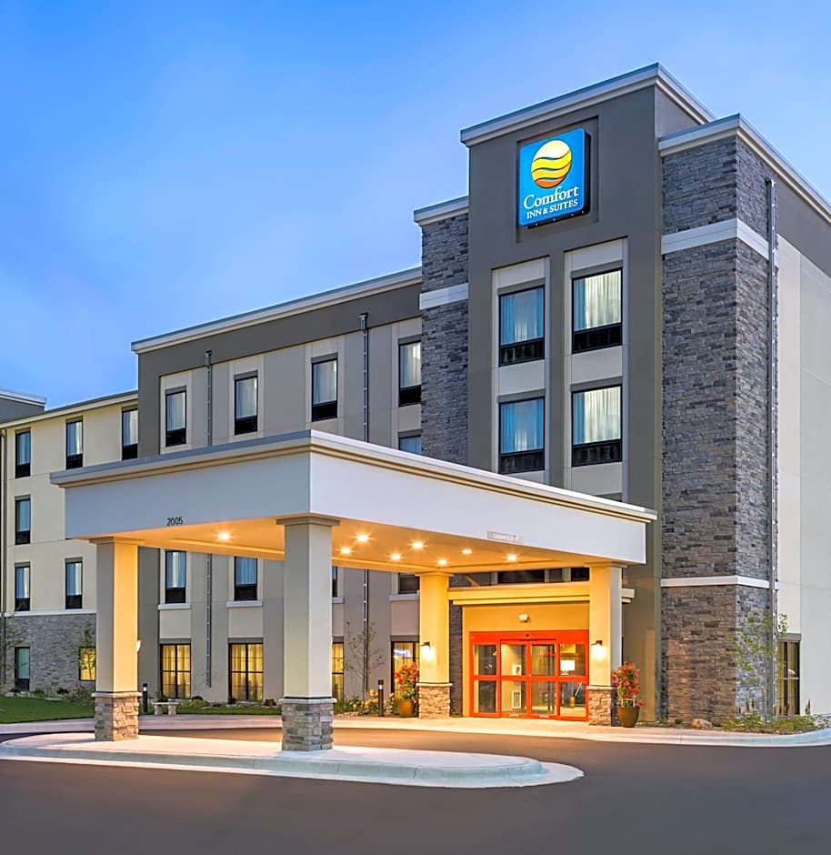 Comfort Inn & Suites West - Medical Center