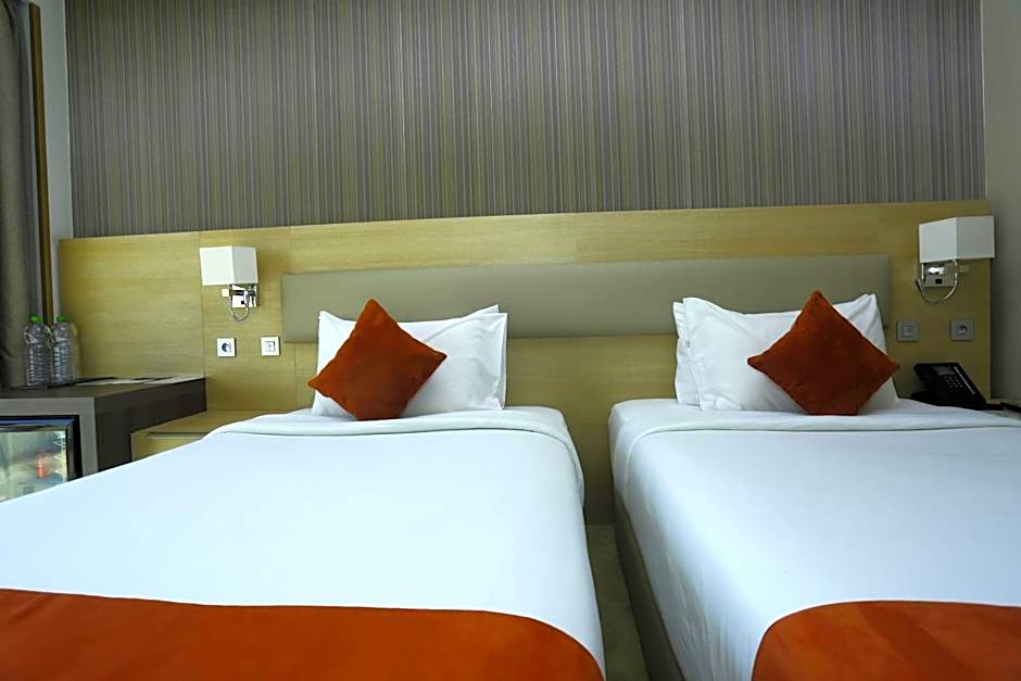 Royal Tulip City Center