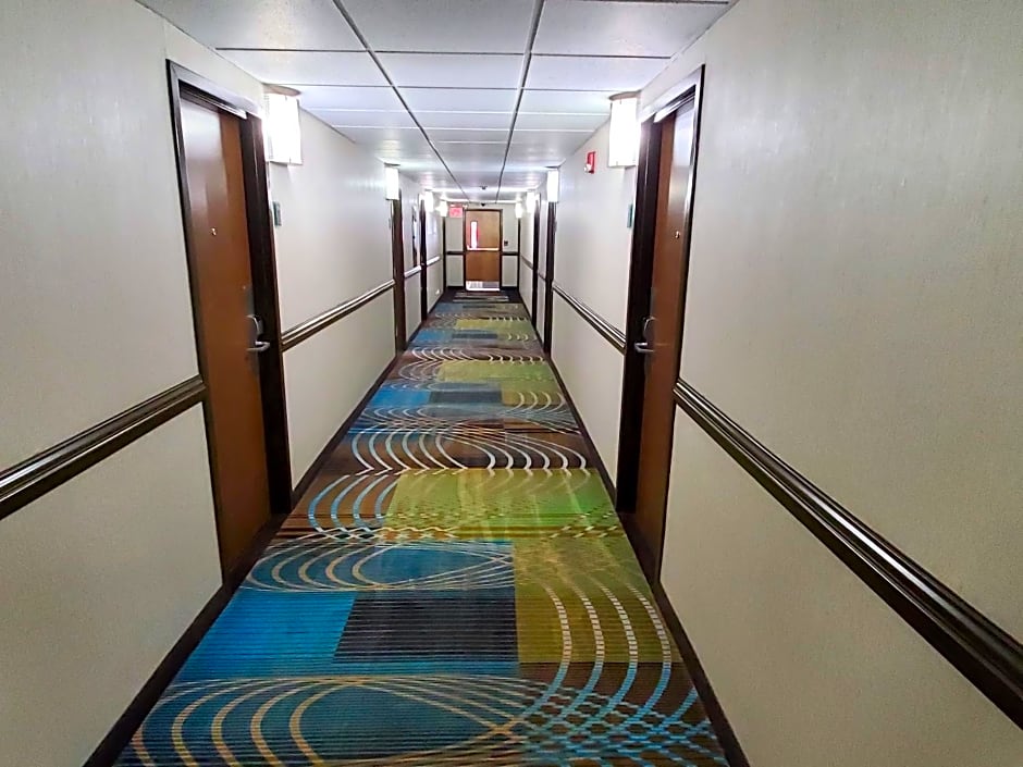 Best Western Adena Inn