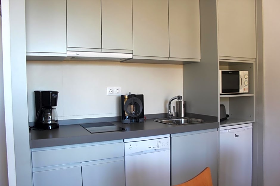 Apartamentos Sabica Nevada Plaza