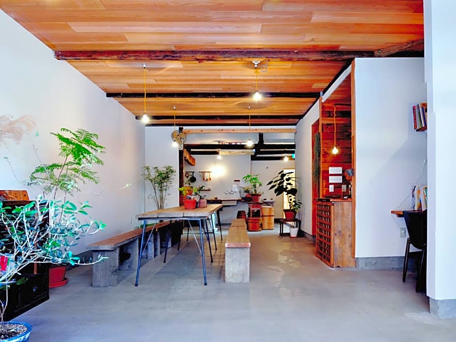 SARUYA HOSTEL