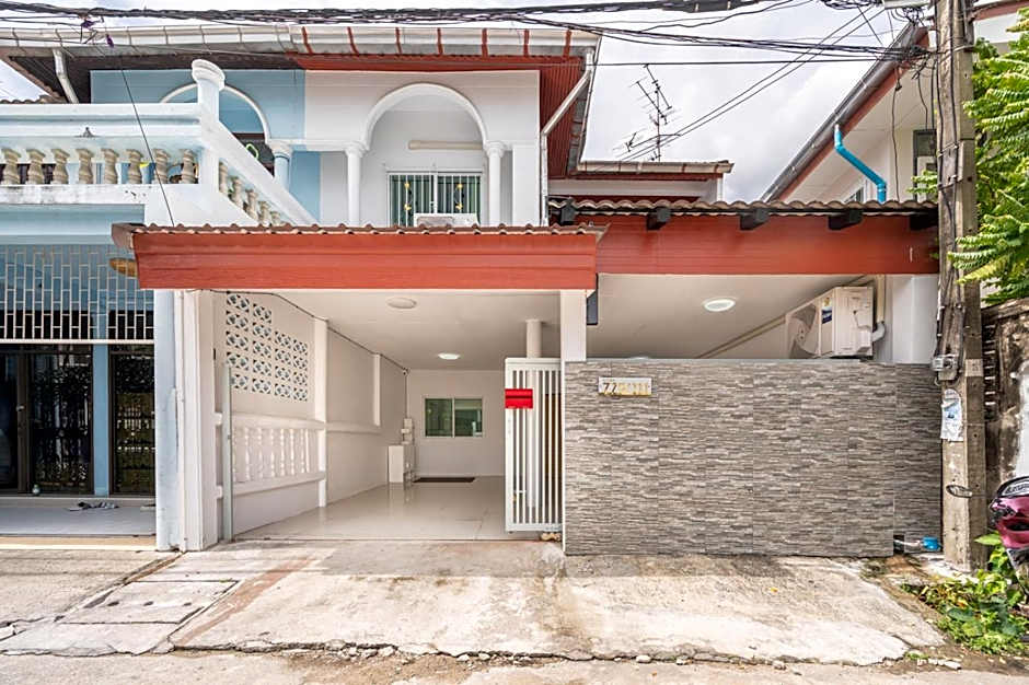 MIQ HK111-4BR Home Ratchada-Huaykwang 14PAX