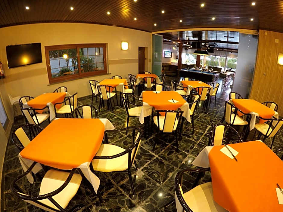 Hotel Complejo Los Rosales