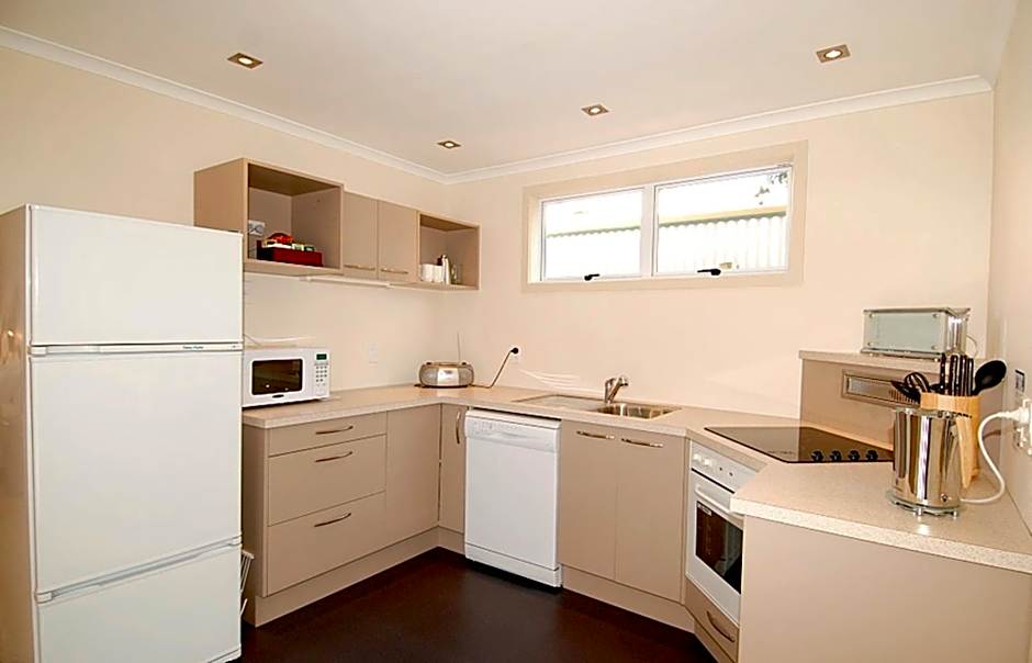 Marineland Beachfront Accommodation