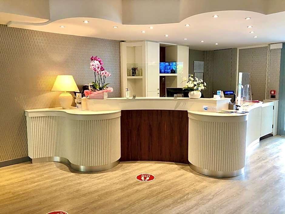 Hotel Alfieri by International