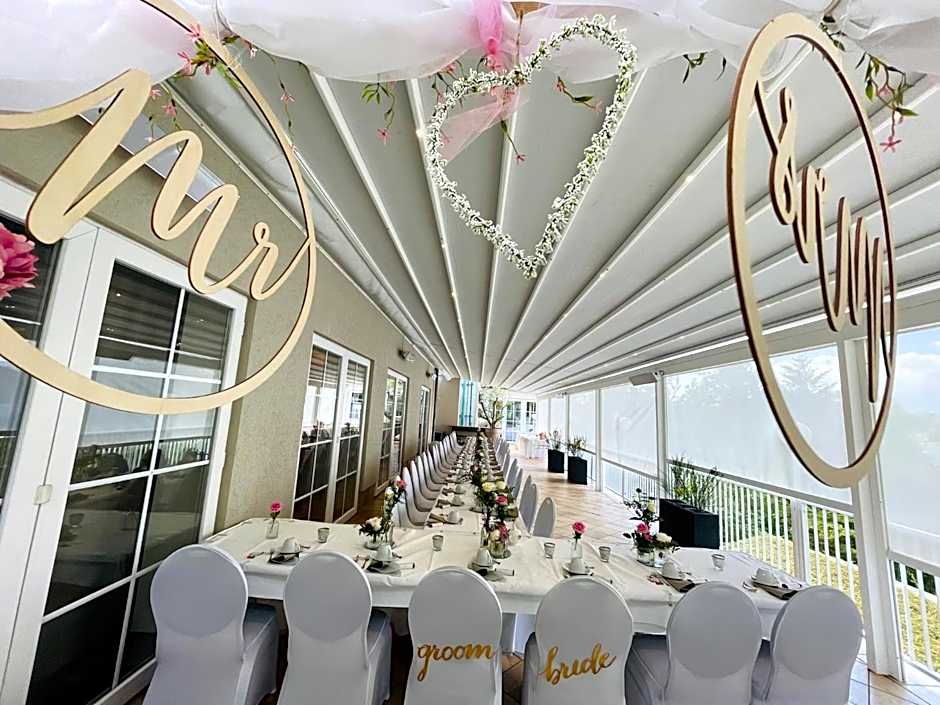 Strandhotel Vier Jahreszeiten Buckow